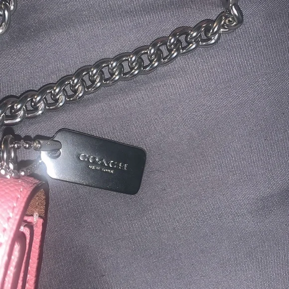 Beautiful Brand New Never Used Pink Coach Bag With Tags - Picture 2 of 8